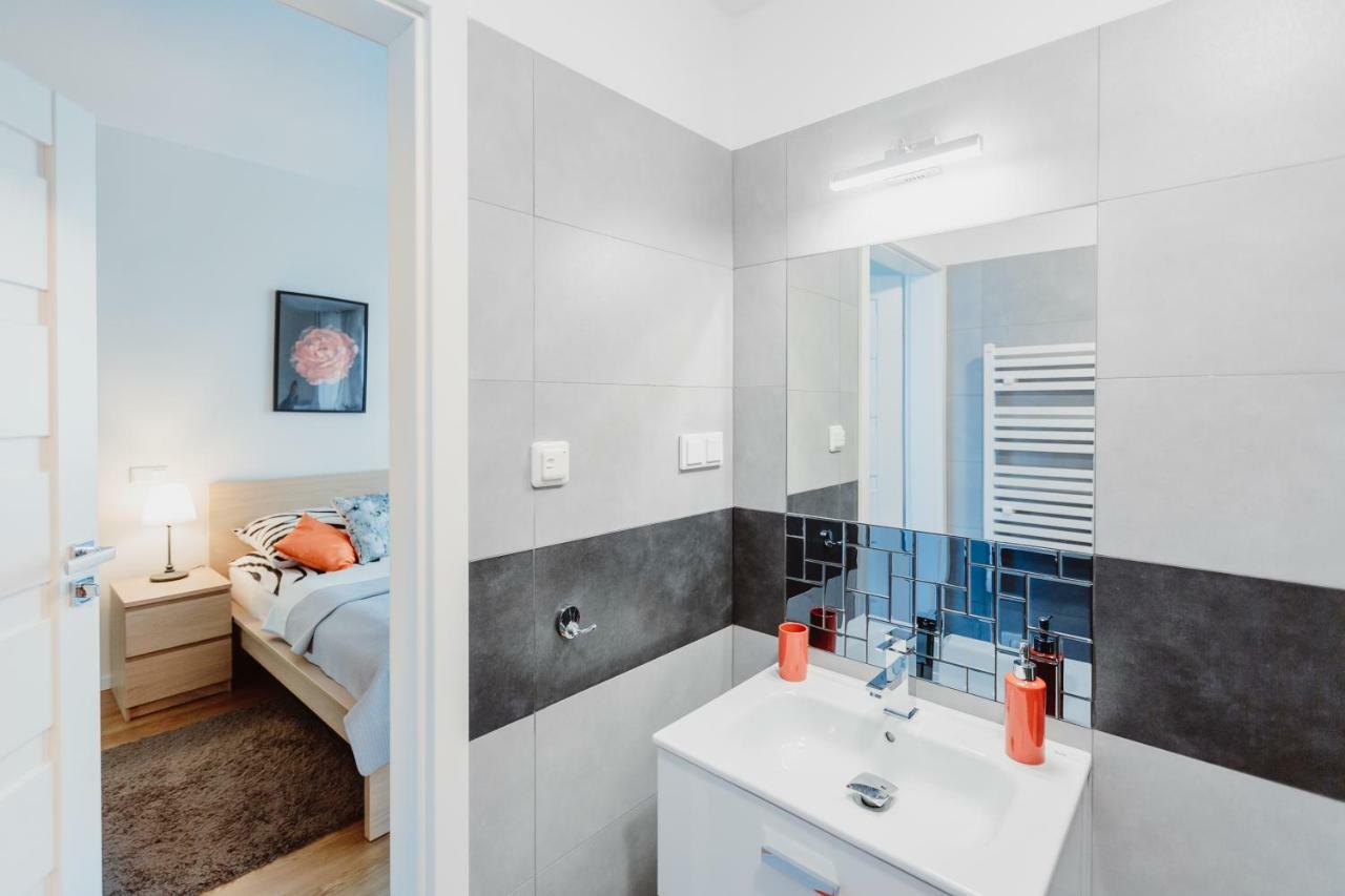 Garden Apartment Krasków Εξωτερικό φωτογραφία